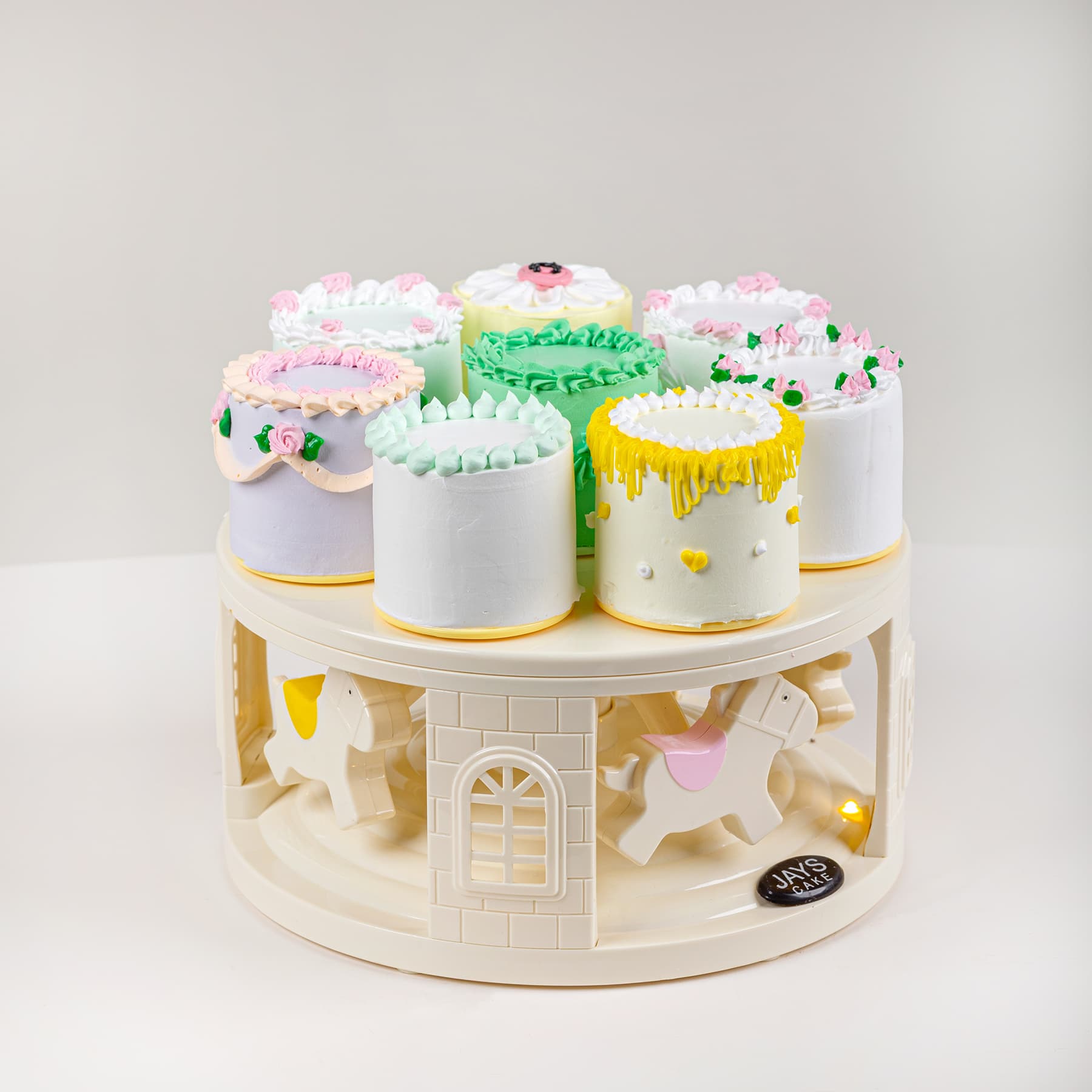 ٨ ميني وندرز كاروسيل