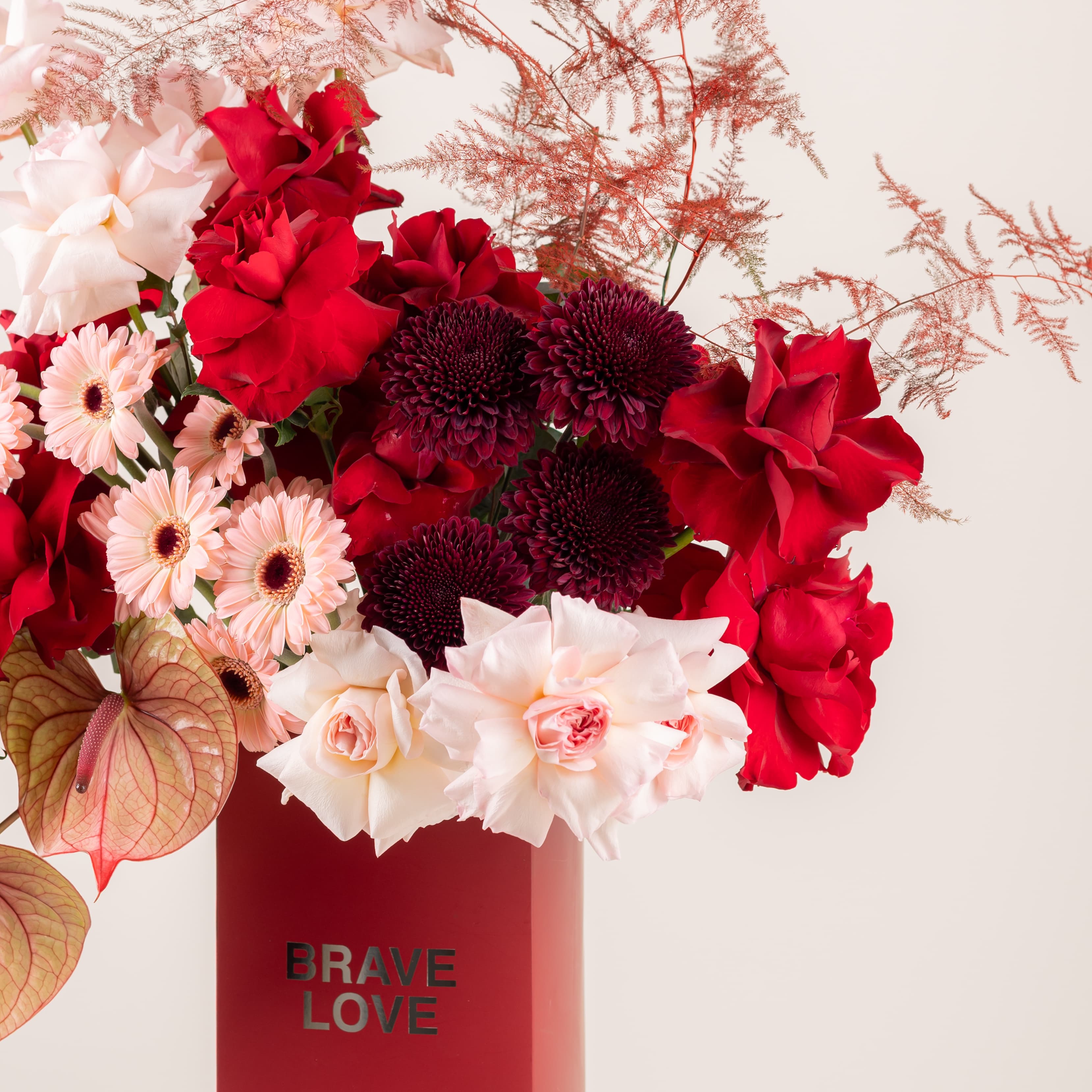 بريف لاف - إيتيرنال