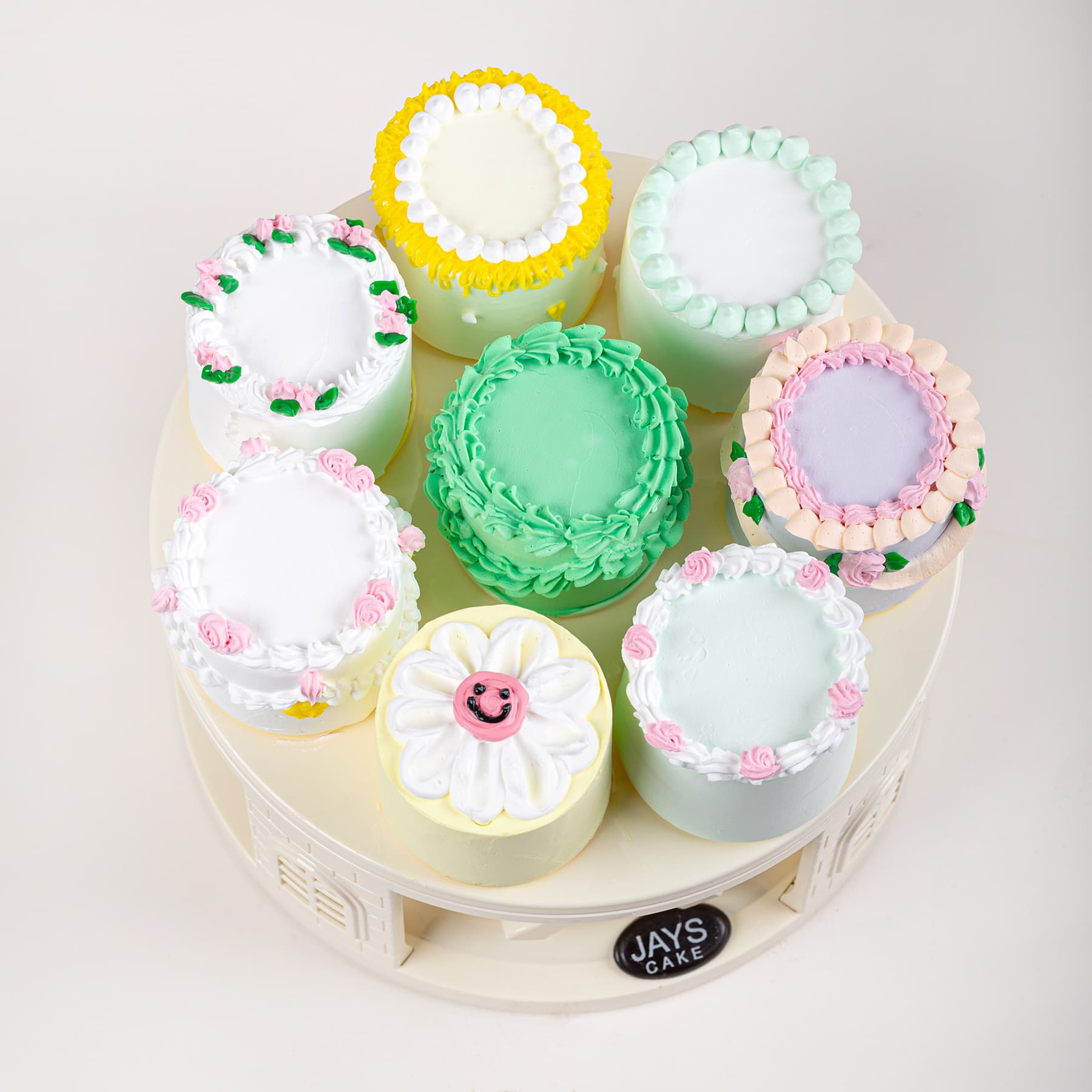 ٨ ميني وندرز كاروسيل