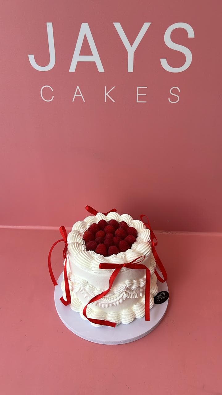 super cake fly